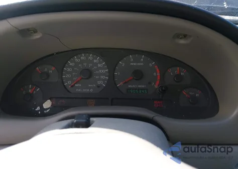 2000 Ford Mustang z USA, uszkodzony, nr VIN 1FAFP4043YF254705